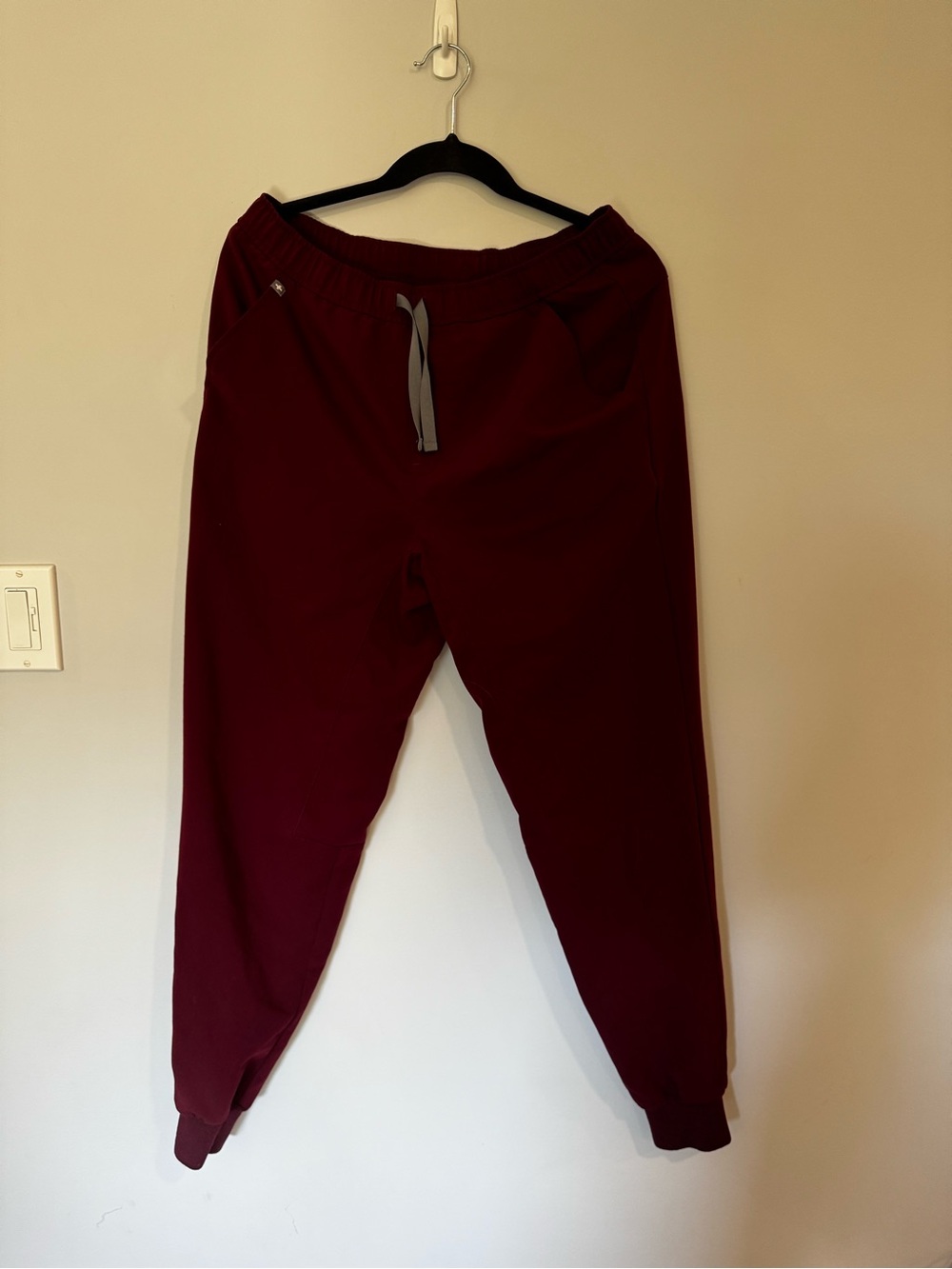 Figs Woman’s burgundy Jogger scrub pants